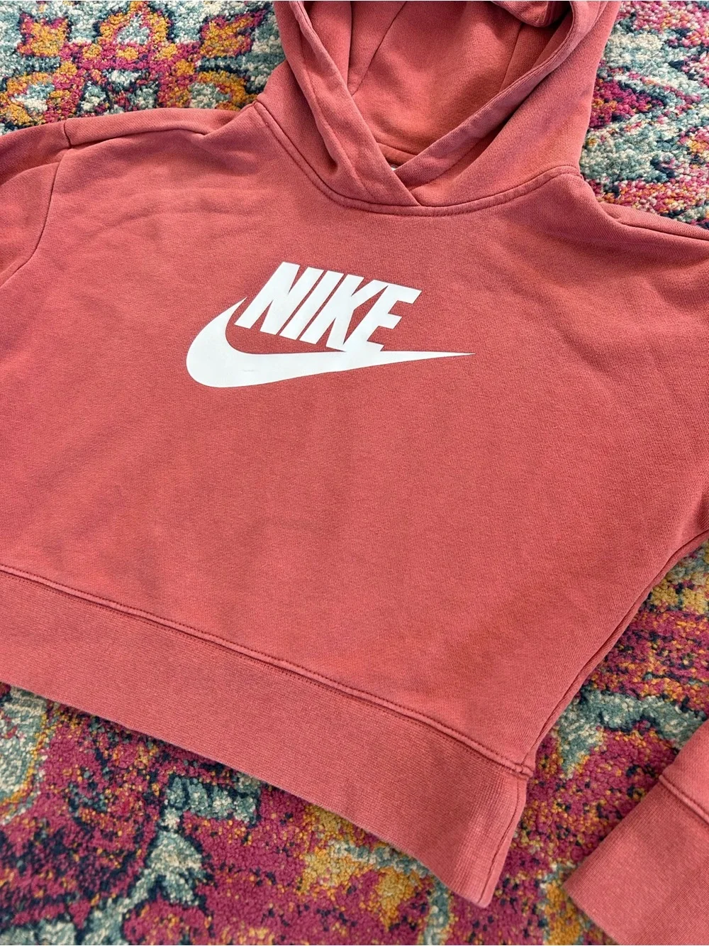 Nike girl’s mauve